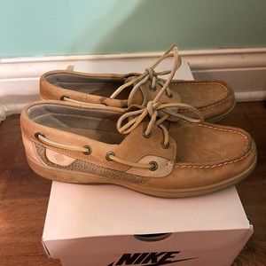 Women's Sperry shoes size 8